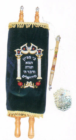 TORAH VELVET XLG W/YAD/CHOSHEN